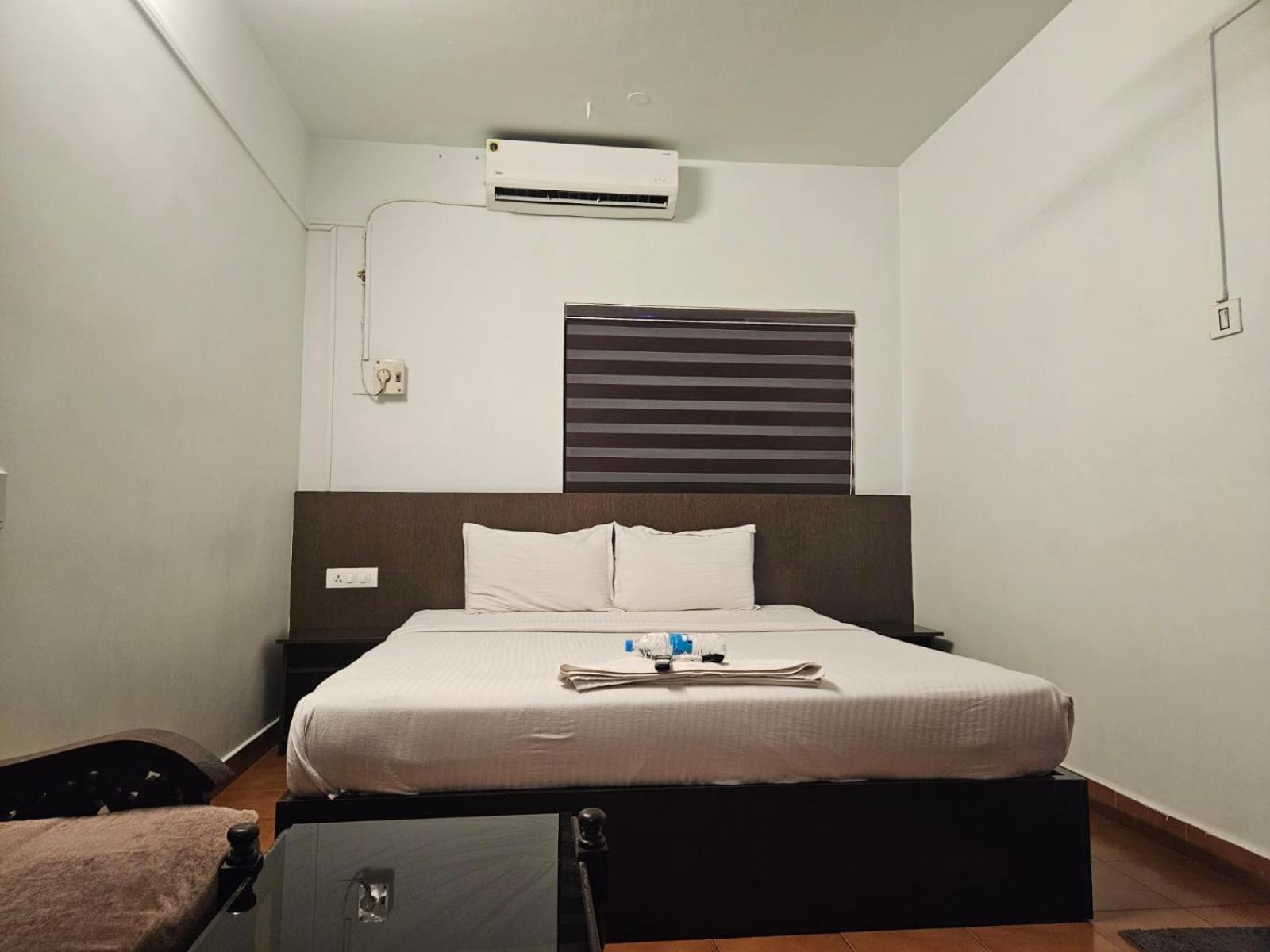 Apsara Residency Hotel Perintalmanna Exterior photo