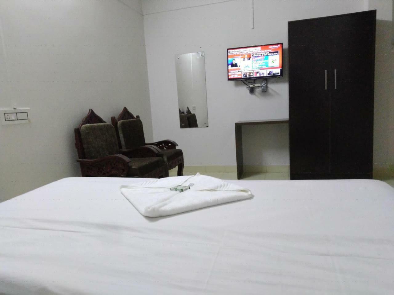 Apsara Residency Hotel Perintalmanna Exterior photo